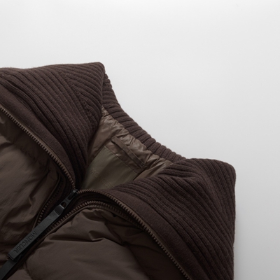 ハイクオリティダウンジャケット側面デザイン